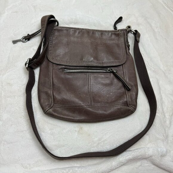 Fossil Vintage Brown Crossbody Shoulder Bag Purse Leather 11x10” - Picture 1 of 13